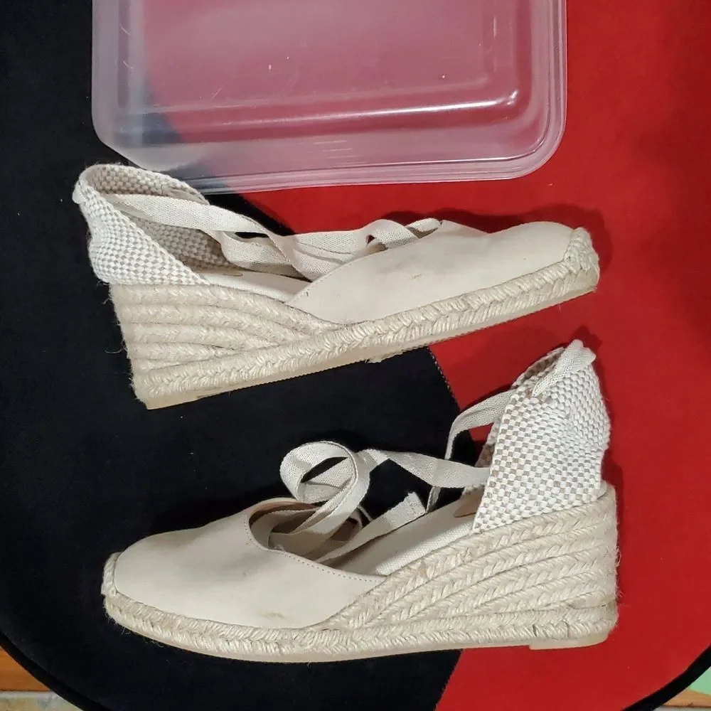 Boden Made In Spain Lace Up Espadrille Wedge In Cream Size 40 Or 9